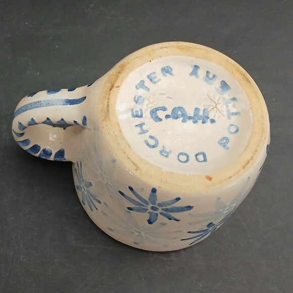 VTG Dorchester Pottery Sugar Bowl and Creamer Blue Stars Signed C.A.H. Set of 2 - Picture 6 of 12